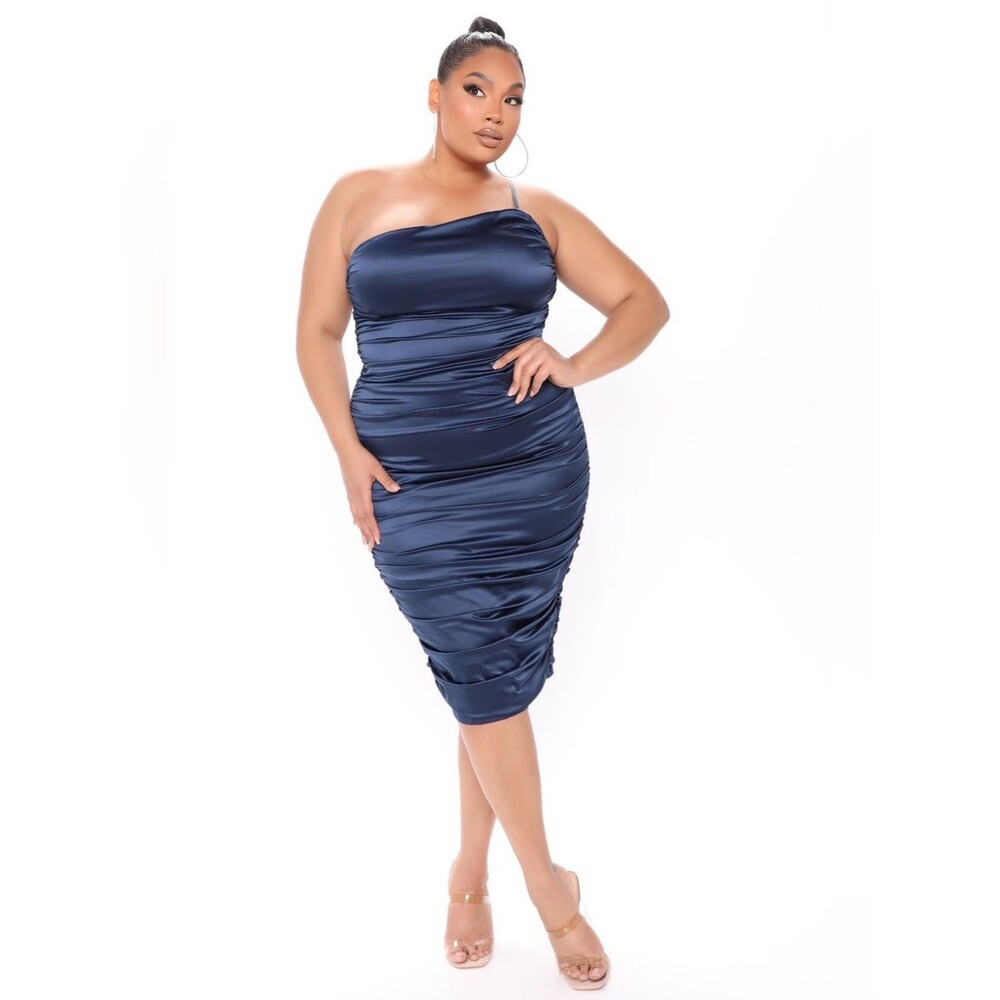 Fashion Nova “Like A Lady” One-Shoulder Ruched Satin Midi Dress in Navy Blue